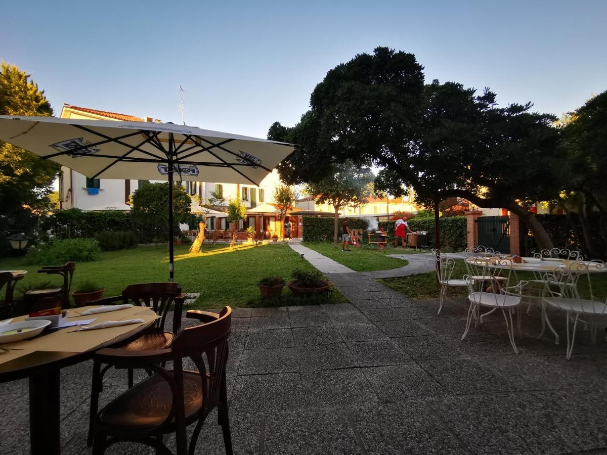 Hotel Villa Orio E Beatrice ヴェネツィア・リド島 エクステリア 写真